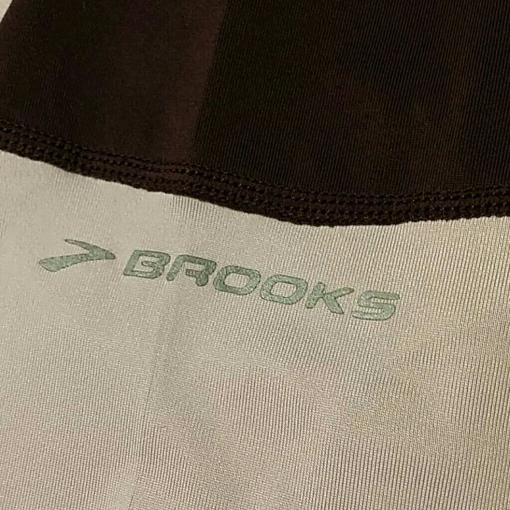 Brooks Equilibrium Tech Shirt View 5